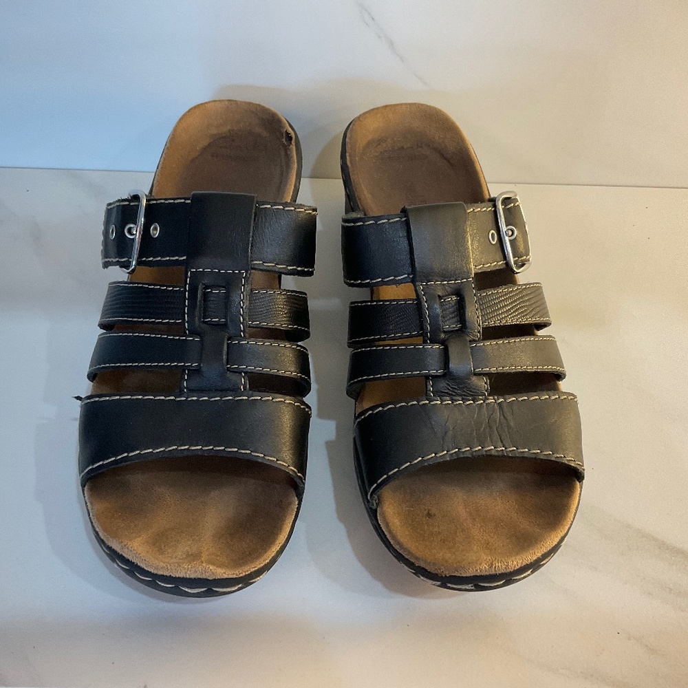 Clarks cushion slip on black leather sandals 9M